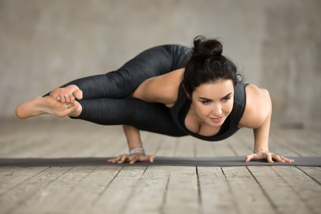 astavakrasana