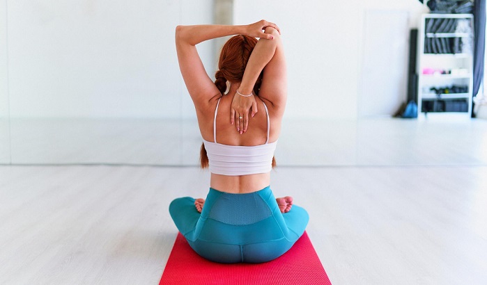 postures yoga haut du dos