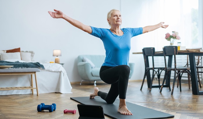 yoga 60 ans