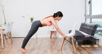 yoga sur chaise maigrir
